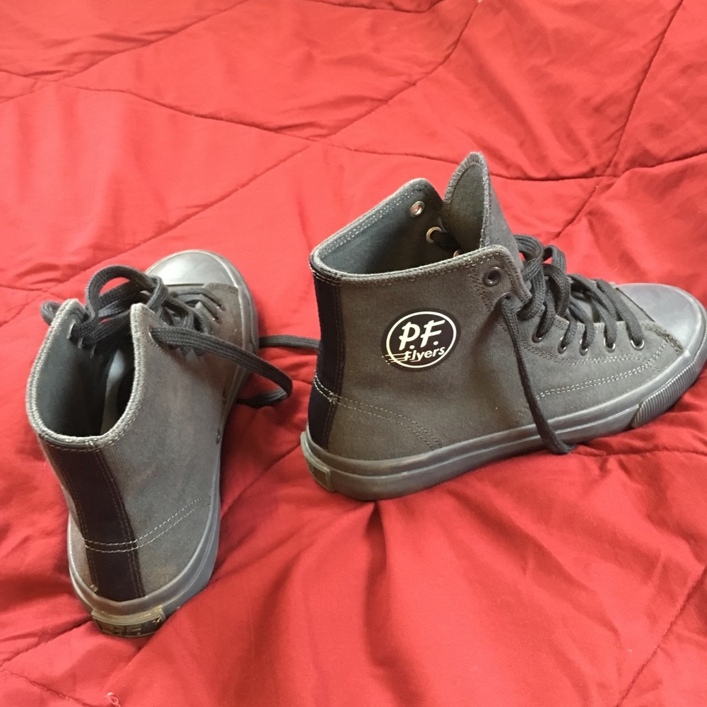 Black Pf flyers